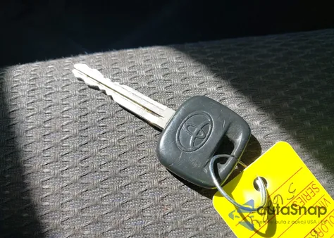 2013 Toyota Tacoma из США, поврежденный, VIN 5TFPX4EN9DX018306